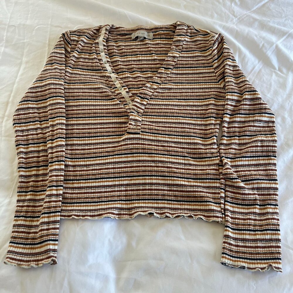 Live & Let Live Crop Top